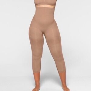 SKIMS | NWT Sculpting Seamless Solutionwear High Waist Leggings, Sienna, XXS